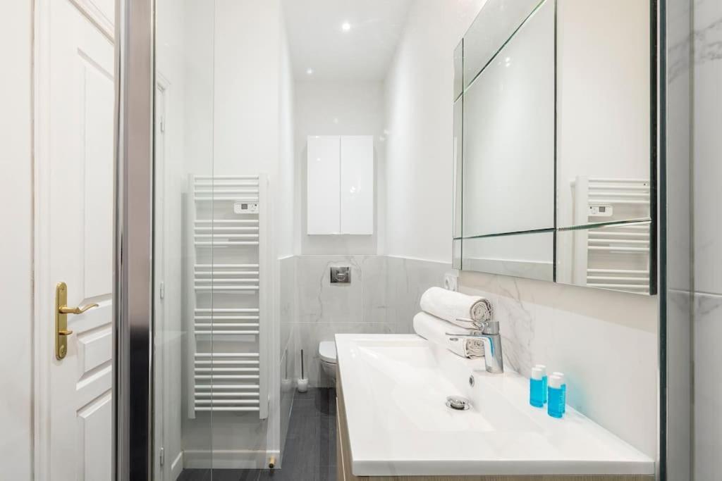 Ferienwohnung Promenade, 2Pieces Chic Et Clim Avec Terrasse Nizza Exterior foto