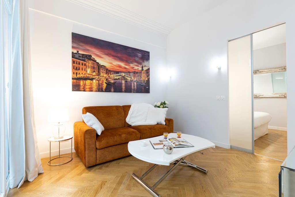 Ferienwohnung Promenade, 2Pieces Chic Et Clim Avec Terrasse Nizza Exterior foto